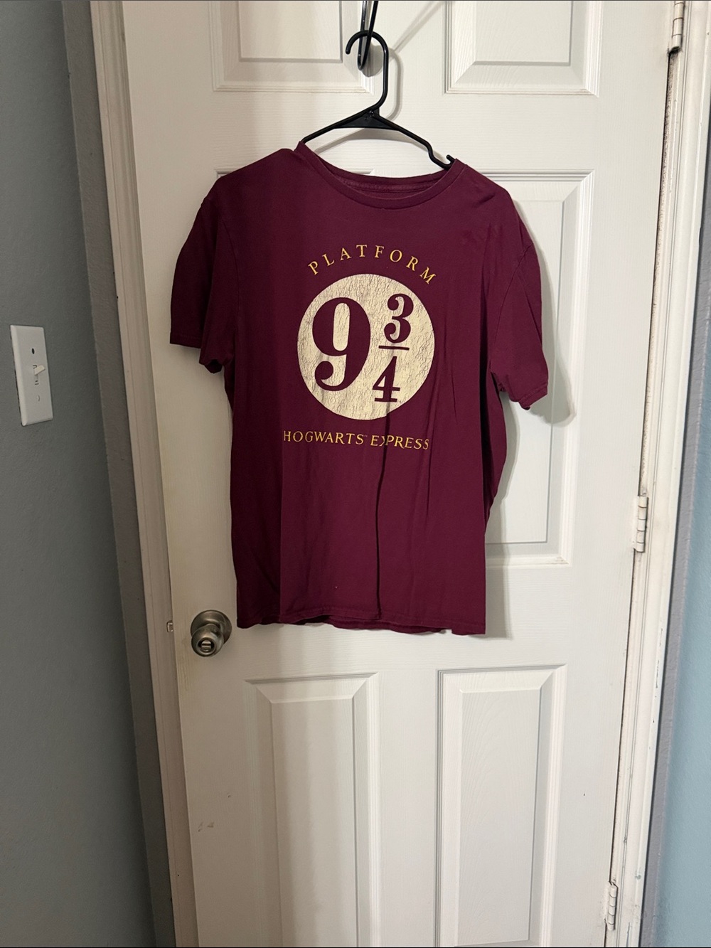 Platform 9 3/4 Burgundy Kids Short Sleeve Tee